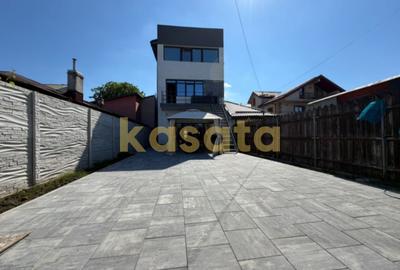 Casă individuală cu 5 camere cu Canalizare în Central - 30
