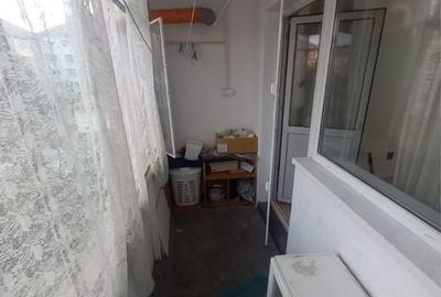 Apartament cu 2 camere decomandat în Vitrometan - 14