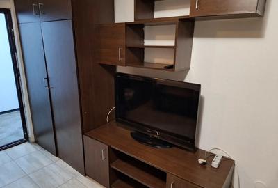 Inchiriez doua garsoniere in acela?i bloc linga Mega Mall Pantelimon si la straini - 10