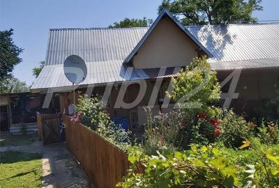 Casă în Mavrodolu - 2