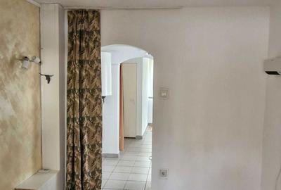 Apartament cu 3 camere nedecomandat în Astra - 4