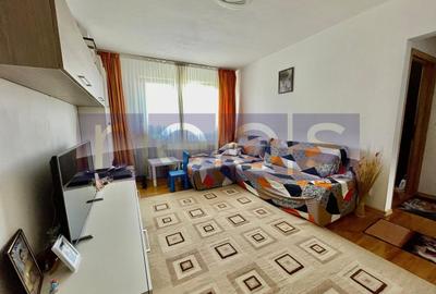 Apartament cu 3 camere semidecomandat în Dristor - 2