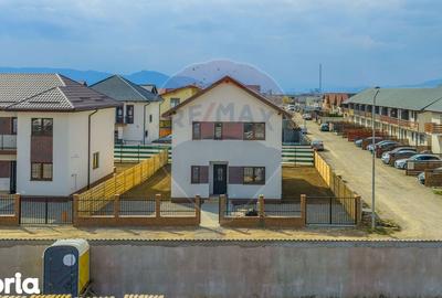 Casă cu 4 camere cu Teren 397 Mp în Hărmanului - 20