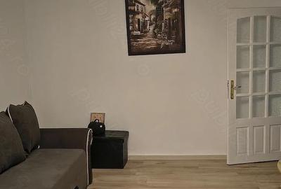 Apartament cu 2 camere decomandat în 1 Mai - 9