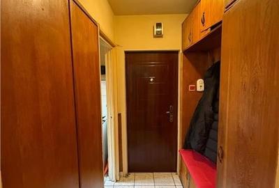 2 camere l Zona Spitalul de Urgenta/ Biseria Sf. Vineri l Etaj intermediar - 7