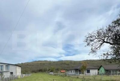 Teren de 2400 mp, în Central - 5