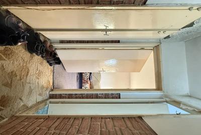 Garsonieră decomandată în Lipovei - 4