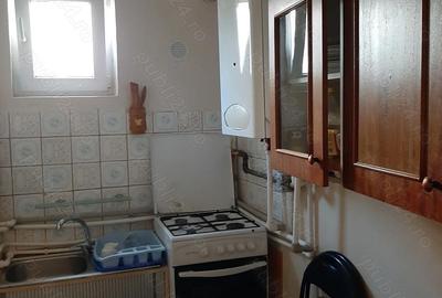 Apartament cu 2 camere decomandat în Rahova - 2