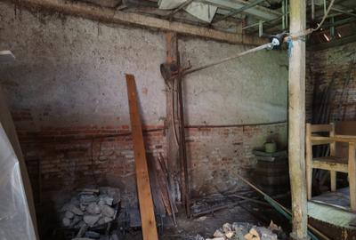 Casa 4 camere libera la vanzare VLADENI - 19