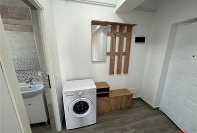 Apartament cu 2 camere semidecomandat, mobilat în Central - 2