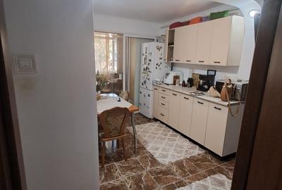 Apartament 3 camere Zona Jandarmerie - Strada Plevnei - etaj 3/3  - 65 mp - 21