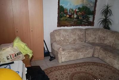 Apartament cu 4 camere decomandat în Sud - 10