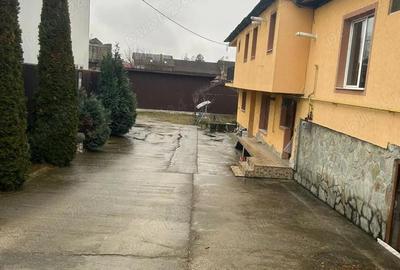 Casă cu Teren 1500 Mp în Central - 2