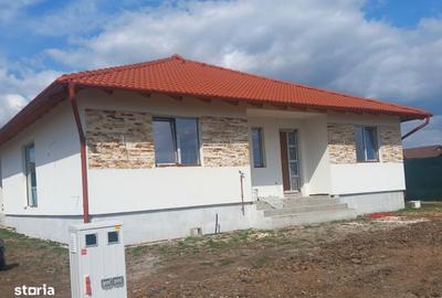 Casă cu 4 camere în Pănet - 5