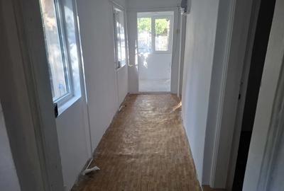 Vand casa langa B-dul Laminorului Vand casa langa B-dul Laminorului - 3