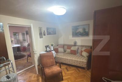 Casa de vanzare 5 camere + dependente - 29