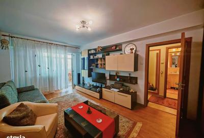 Garsonieră decomandată în Est