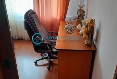 Royal Imobiliare - Vanzare Apartament zona Ultracentrala - 9