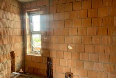 Apartament cu 2 camere semidecomandat în Independenței - 2