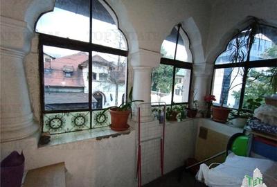 Vila cu aspect de conac in centrul Ploiestiului, ideala pentru locuinta, birou s - 3