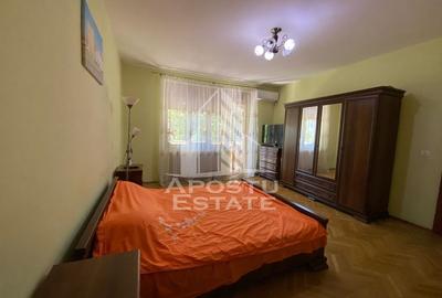 Apartament 4 camere, loc de parcare, zona Centrala - 2