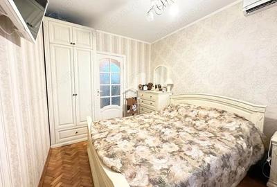 Apartament cu 2 camere decomandat în Lipovei - 2