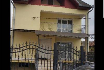 Casă cu 8 camere cu Teren 200 Mp în Gherla - 10