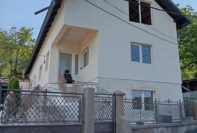 Casă cu 4 camere cu Teren 533 Mp în Baciu - 3