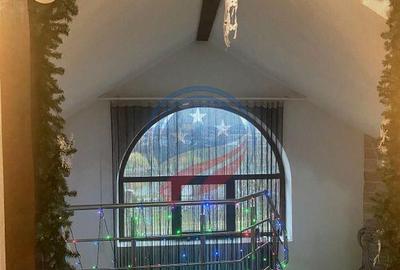 Casa lux P+E+M cu o panorama impresionanta - 9