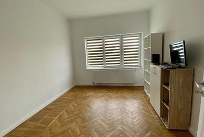 Apartament cu 2 camere decomandat în Central - 4