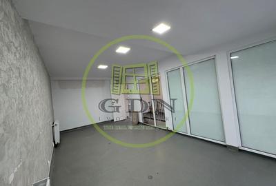Spatiu comercial, 95 mp, Cartier 1 Mai, Zona Spital Nr. 1 - 4