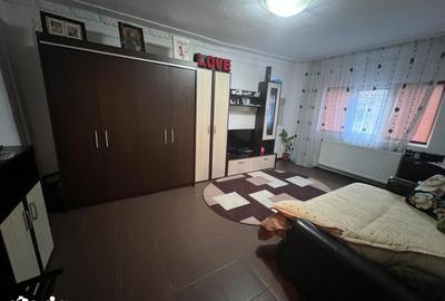Apartament cu 2 camere decomandat în Central - 2