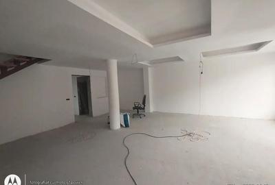 In oras,casa in triplex cu 2 garaje - 9