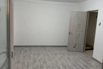 Apartament cu 2 camere semidecomandat în Giurgiului