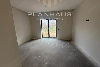 Casă cu 7 camere în Central - 2