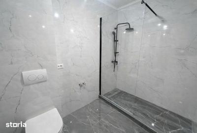 Spațiu comercial, de 32 mp, în Central - 9