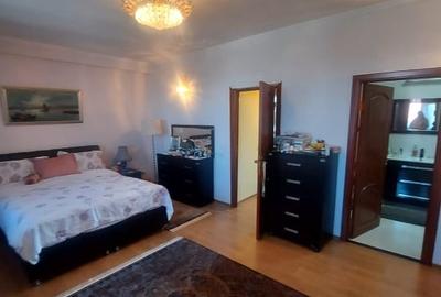 Apartament cu 5 camere decomandat, mobilat în Fundeni - 7