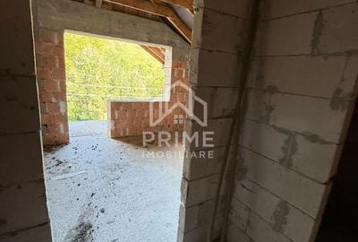 Casă cu Teren 1602 Mp în Almașu Mare - 3