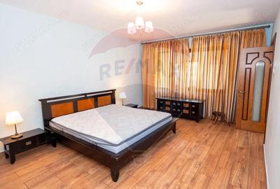 Casă cu 5 camere cu Canalizare în Central - 9