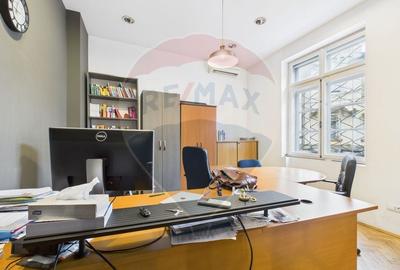 Vila interbelica cu personalitate - 6