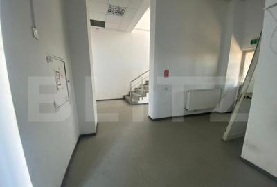 Caldire Comerciala, 1000 mp,stradal, locuri de parcare, zona - 15