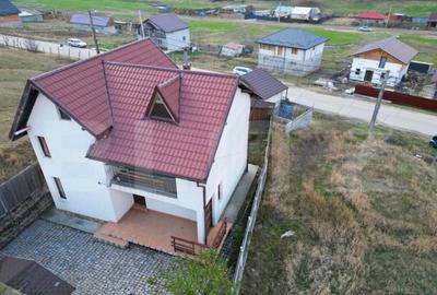 Casa 4 camere, 127mp, Letcani - 3