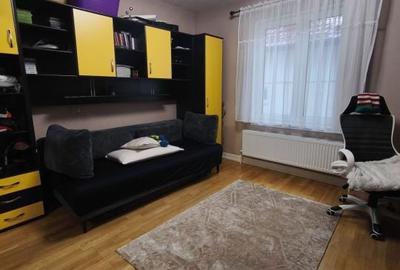 Casă cu 4 camere cu Teren 3000 Mp în Central - 9