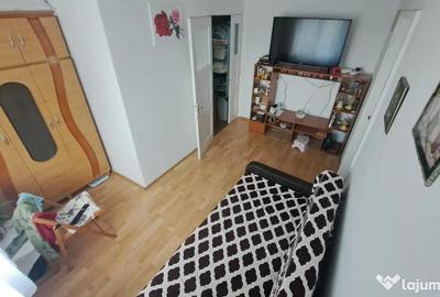 Apartament cu 3 camere semidecomandat în Central - 11