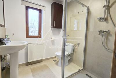 Duplex cu 4 camere cu Canalizare în 1 Decembrie - 12