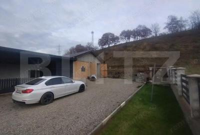 Casa pe 2 nivele cu 5 camere si 140 mp +teren 850 mp oras Beclean,zona Romfulda - 3