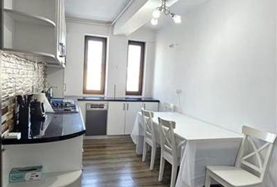 Apartament cu 3 camere semidecomandat, mobilat în Gruia - 6