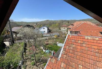 Casa de vanzare in Slanic - Central! - 2