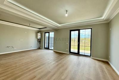 Duplex cu 4 camere cu Canalizare în Vest - 1