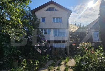 Casă cu 4 camere cu Canalizare în Borhanci
